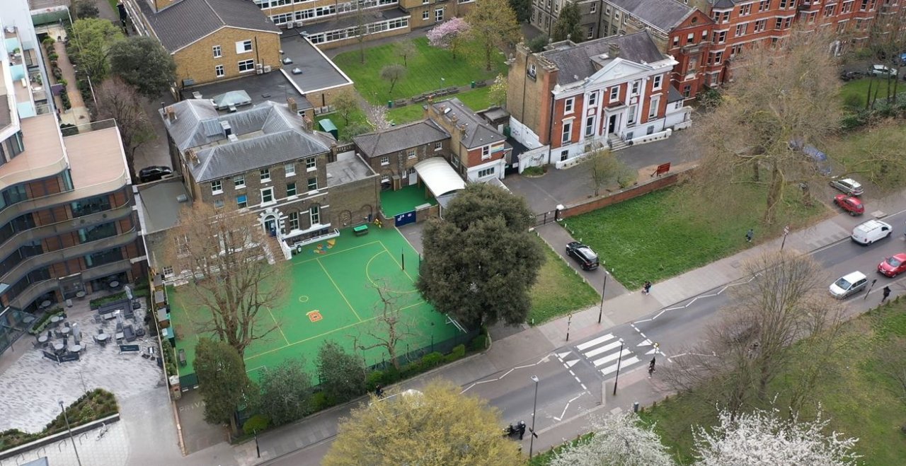 Oliver House, 711 Nightingale Lane, Clapham Common, SW4 Levy Real Estate