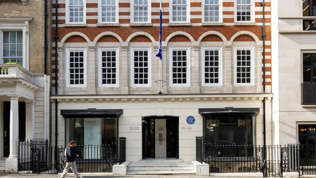 21-22 Grosvenor Street, London